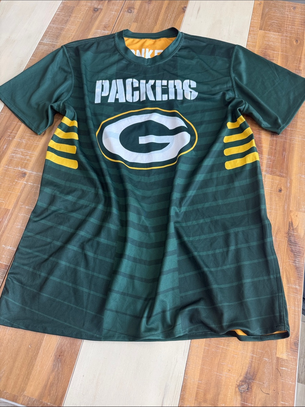 Green Packers Short-Sleeve Graphic Fan Tee